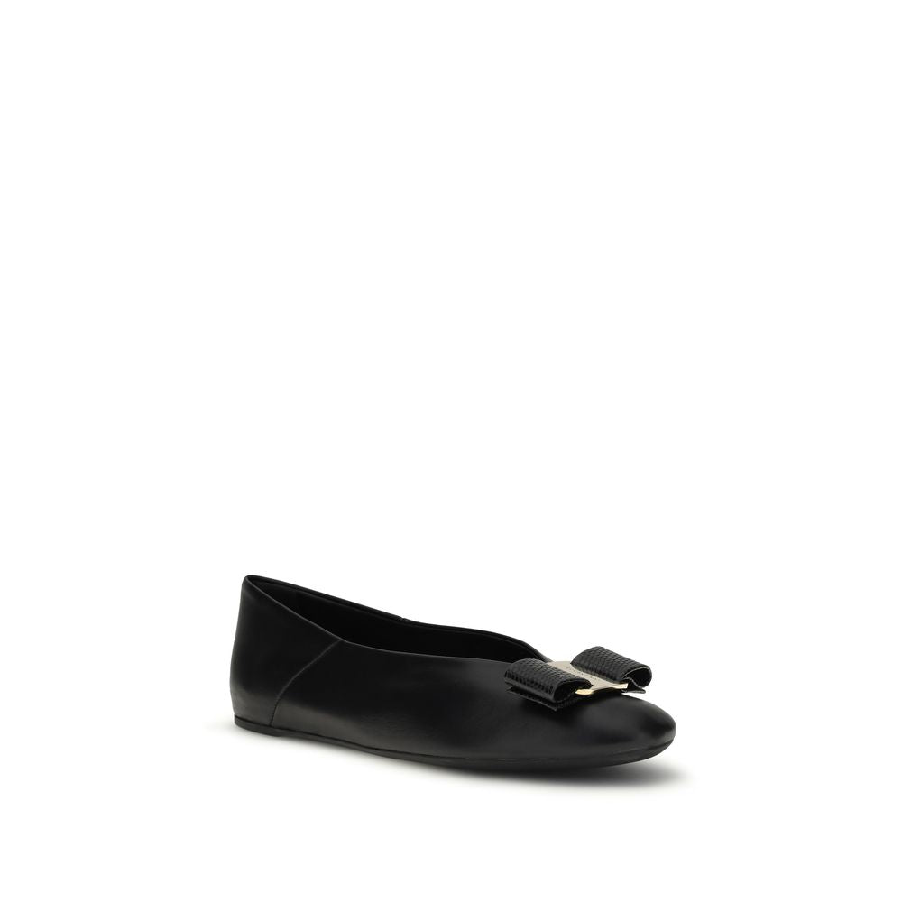 Ferragamo Black Calf Leather Ballet Flats