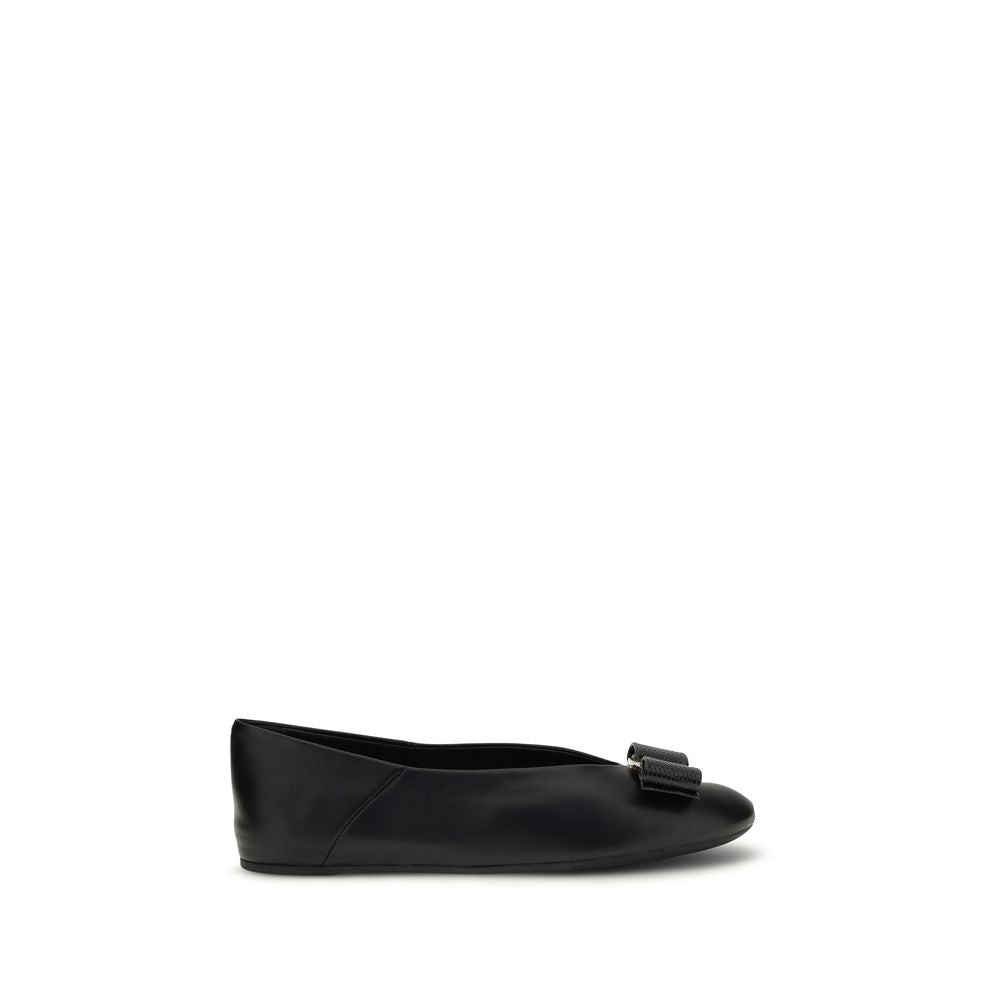 Ferragamo Black Calf Leather Ballet Flats